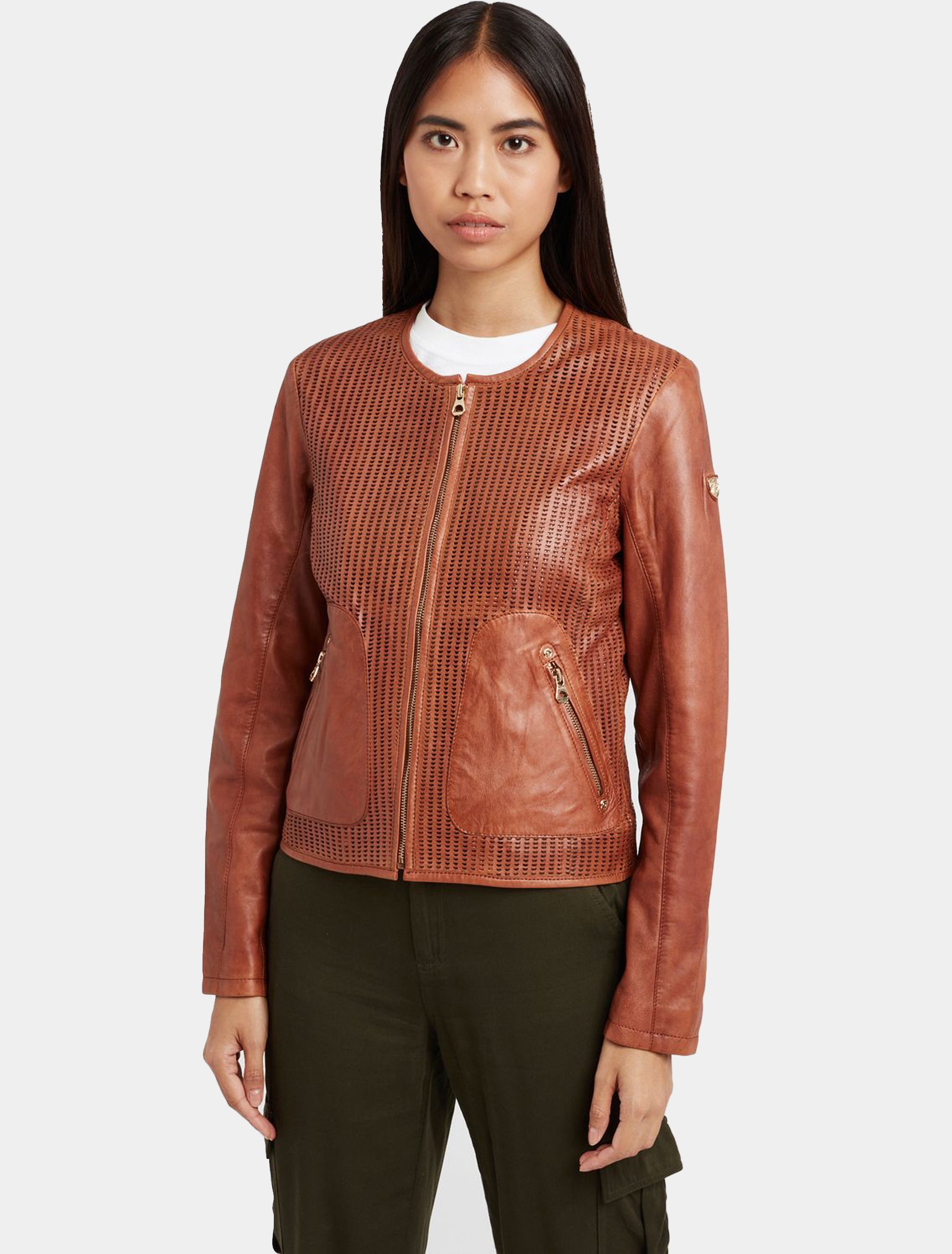 Damen kragenlose Kurzjacke aus perforiertem Leder - GGBlanka LNV in cognac